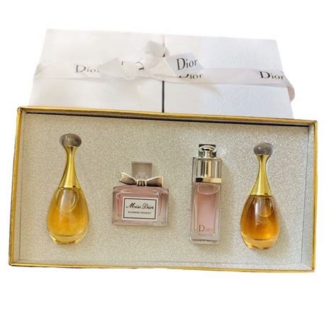 dior miniature perfume set|dior aftershave gift set.